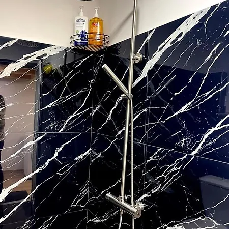 Apartamento Dashi Gjirokastër