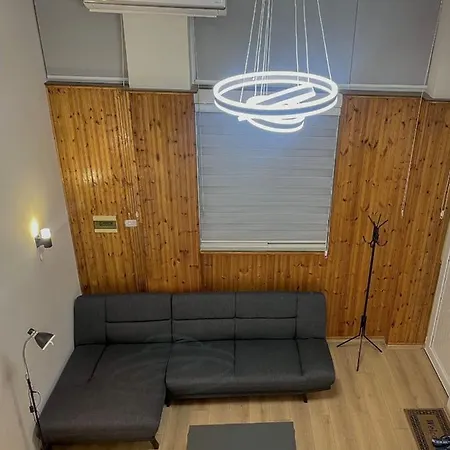 Dashi Apartment